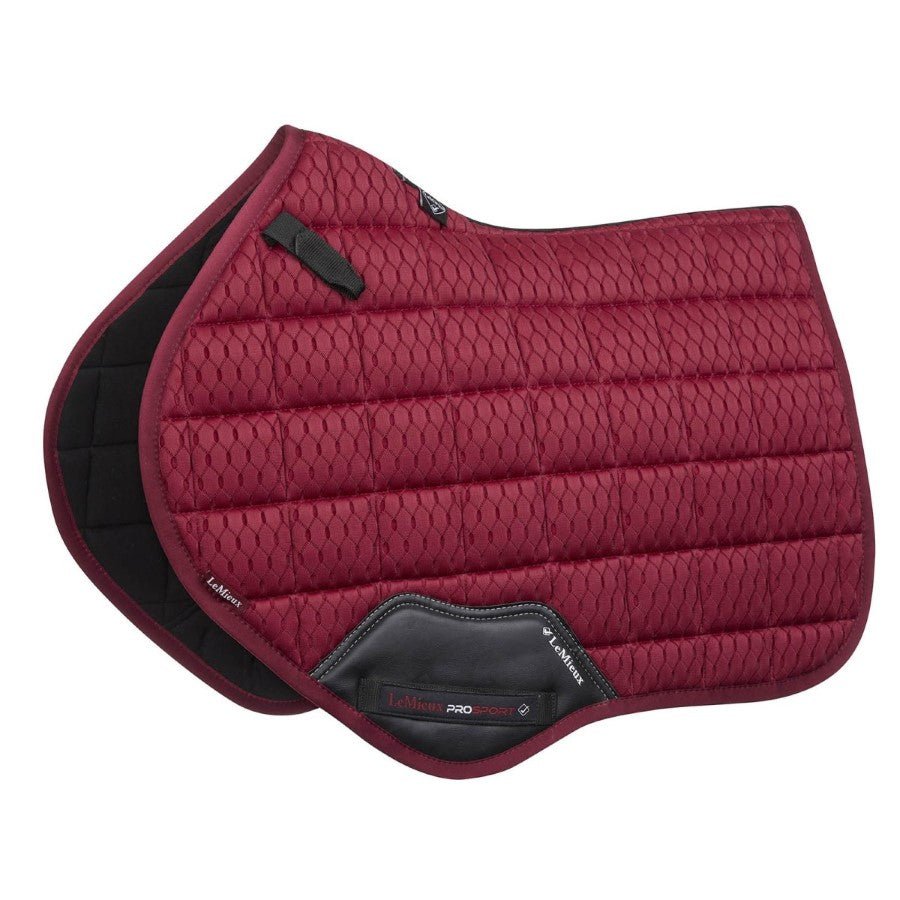 LeMieux Carbon Mesh Air Close Contact Square Saddle Pad - Breeches.com